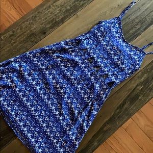 Mini pattern cutout dress